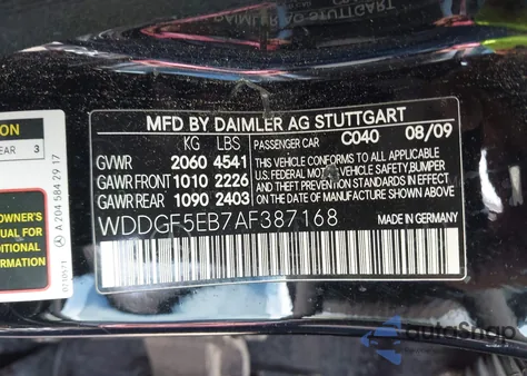 2010 Mercedes-Benz C 300 Luxury/Sport z USA, uszkodzony, nr VIN WDDGF5EB7AF387168